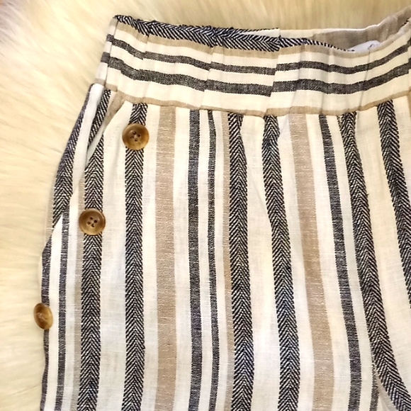 Marissa Olivia Linen Blend Striped Shorts-#1513 - Picture 4 of 12